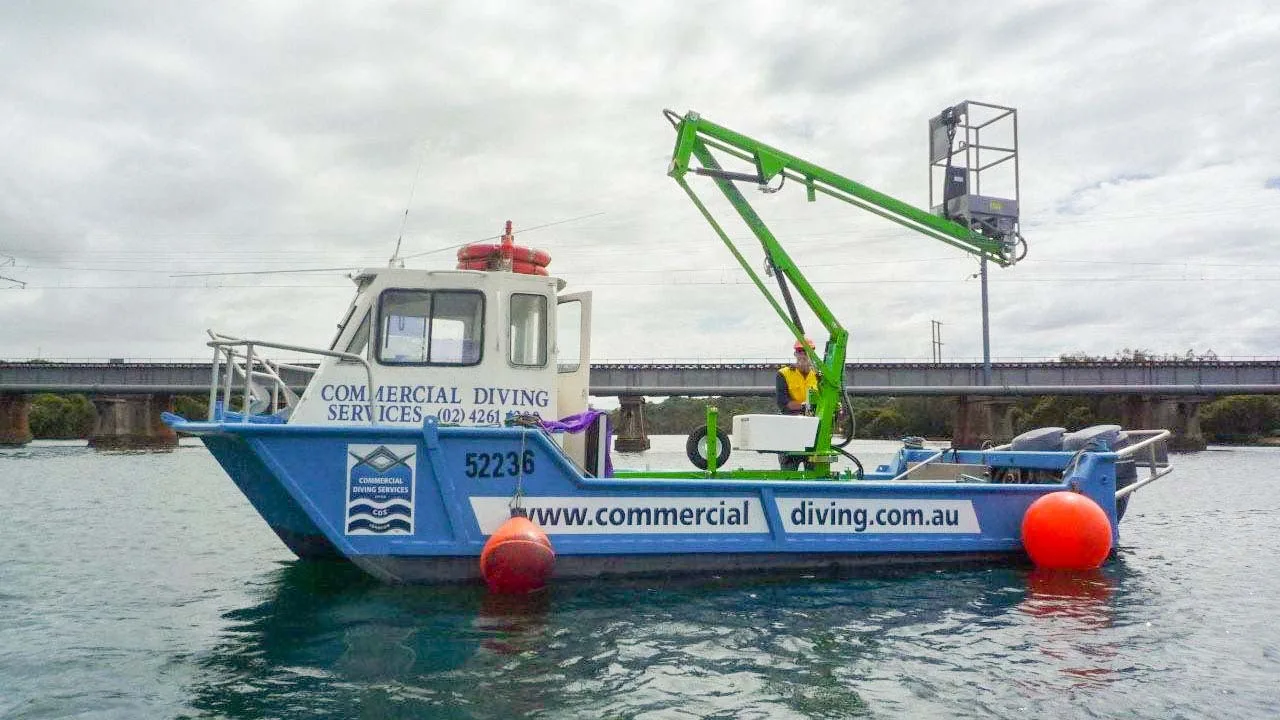 Boat Elevated Work Platform Low.jpg